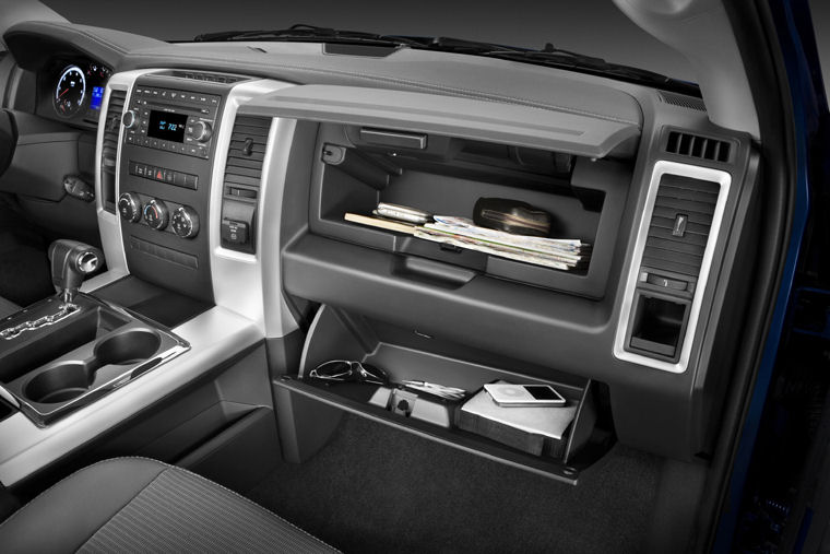 2009 Dodge Ram 1500 Sport Glove Box Picture / Pic / Image